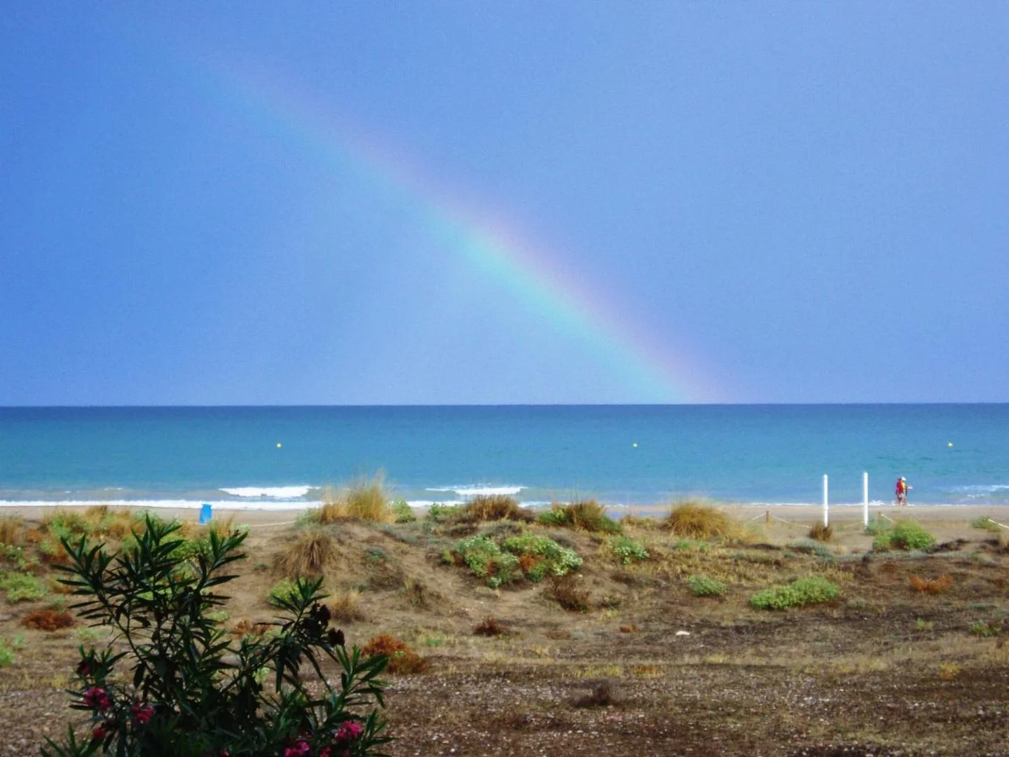 La playa de Canet con arcoíris